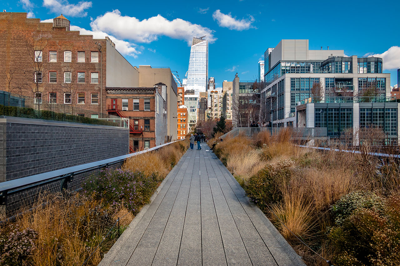 La High Line: una vía férrea transformada en parque urbano